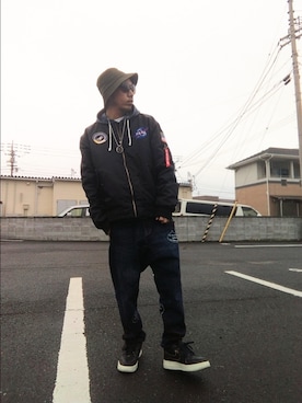 「FRAPBOIS（フラボア）のアイテム（デニムパンツ）」を使った、hasshi(ハッシー)さん（メンズ・172cm）の冬コーディネート