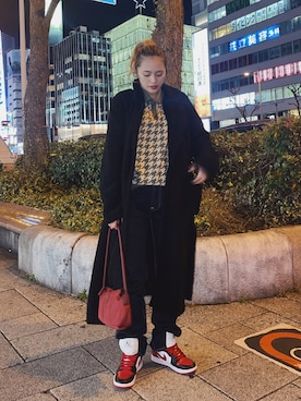 「Levi's（リーバイス）のアイテム（デニムパンツ、ブルー系）」を使った、RUNAさん（レディース・162cm）の冬コーディネート