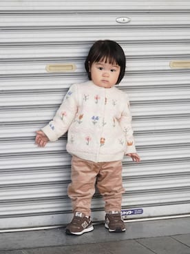「アイテム（カーディガン/ボレロ）」を使った、しなつさん（キッズ・140cm）の秋コーディネート