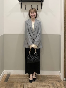 「アイテム（ノーカラージャケット）」を使った、Moekaさん（レディース・162cm・20代）の春コーディネート