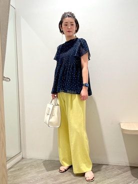 「VIS（ビス）の【接触冷感・洗える】美easyリネンライクワイドパンツ（スラックス、イエロー系）」を使った、MOTOCHIKAさん（レディース・168cm）の春コーディネート