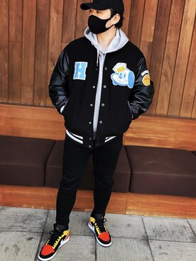 「NIKE（ナイキ）のアイテム（スニーカー、イエロー系）」を使った、RYOMI.wearさん（メンズ・171cm）の春コーディネート
