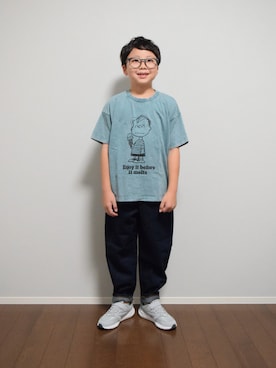 「PEANUTS（ピーナッツ）の【PEANUTS×BAYFLOW】ピーナッツアソートTEE(KIDS)（Tシャツ/カットソー、ブルー系）」を使った、HACHIさん（キッズ・133cm）の夏コーディネート