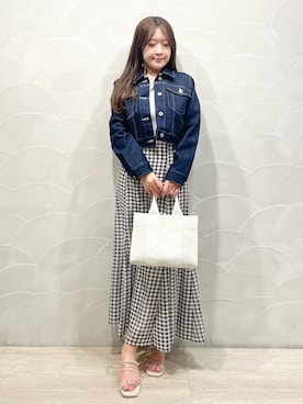 「アイテム（デニムジャケット）」を使った、aiveeさん（レディース・148cm）の春コーディネート