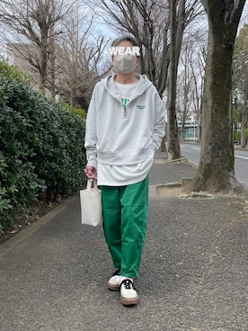 「アイテム（チノパンツ）」を使った、ゆりさん（レディース・154cm）の春コーディネート