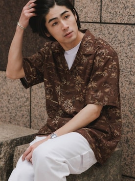 「TWO PALMS（トゥーパームス）のTWO PALMS/トゥーパームス レーヨン ハワイアンシャツ アロハシャツ 柄シャツ 開襟シャツ 2026年春夏（シャツ/ブラウス、ブラウン系）」を使った、Rooptokyoさんの夏コーディネート
