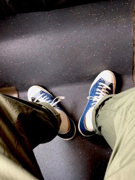 「CONVERSE（コンバース）のアイテム（シューズ、ブルー系）」を使った、waiwaiwai83さん（メンズ・50cm）の秋コーディネート