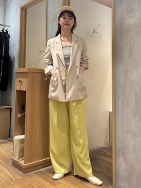 「Juze（ジュゼ）のスクエアトゥバブーシュパンプス（パンプス）」を使った、yuiさん（レディース・166cm）の春コーディネート