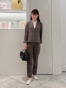 「NATURAL BEAUTY BASIC（ナチュラルビューティーベーシック）のアイテム（トップス）」を使った、NBB STAFFさん（レディース・160cm）の春コーディネート