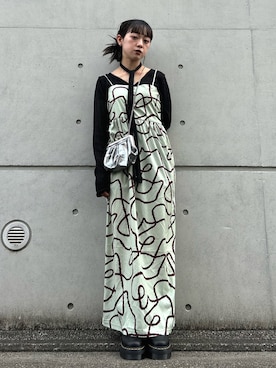 「アイテム（アイシャドウ）」を使った、カフェ店長aoiさん（レディース・147cm）の春コーディネート