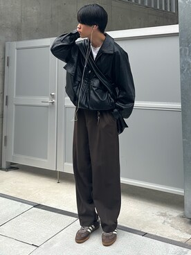 「アイテム（スラックス）」を使った、Yo_ta  さん（メンズ・180cm）の秋コーディネート