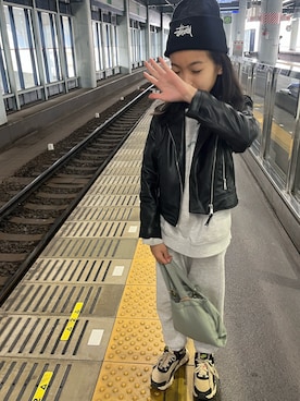「アイテム（トートバッグ）」を使った、miperoさん（キッズ・140cm）の春コーディネート
