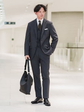 「アイテム（スーツベスト）」を使った、SUIT SQUAREさん（メンズ・186cm）の冬コーディネート