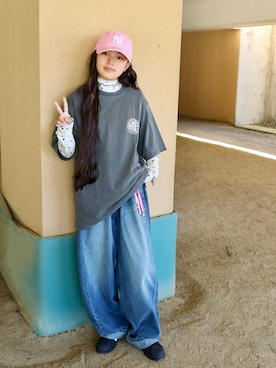 「アイテム（ブレスレット）」を使った、花音さん（キッズ・149cm）の秋コーディネート