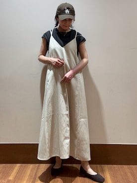 「ITEMS URBANRESEARCH（アイテムズ アーバンリサーチ）のアイテム（ワンピース/ドレス）」を使った、MAEDA KANAさん（レディース・163cm）の春コーディネート