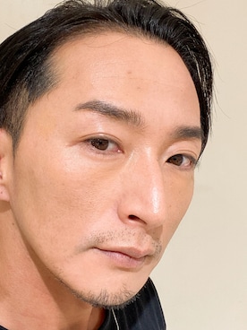 「アイテム（フェイスパウダー）」を使った、MAKE UP EXPERTさん（メンズ・170cm）の秋コーディネート