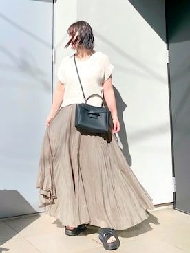 「アイテム（スカート）」を使った、kumikoさん（レディース・165cm）の秋コーディネート