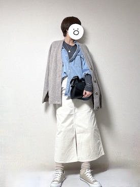 「BABYLONE（バビロン）のデニムシャツ（シャツ/ブラウス、ブルー系）」を使った、coukoさん（レディース・163cm）の冬コーディネート