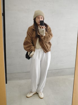 「anuke（アンヌーク）のLowgauge Knit Cap（キャップ、ベージュ系）」を使った、yanさん（レディース・160cm）の冬コーディネート