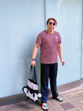 「Teva（テバ）のアイテム（シューズ）」を使った、Panda Ngさん（メンズ・180cm・40代）の秋コーディネート