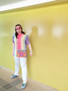 「FRAPBOIS（フラボア）のアイテム（シューズ）」を使った、Panda Ngさん（メンズ・180cm）の秋コーディネート