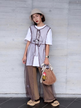 「MERLOT（メルロー）のアイテム（ジャンパースカート、ブラウン系）」を使った、yukaさん（レディース・153cm）の冬コーディネート