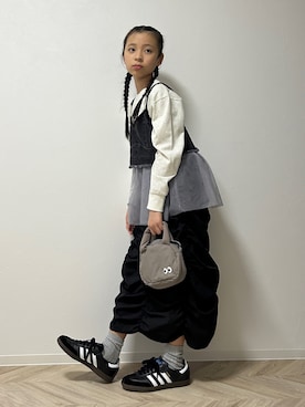 「CIAOPANIC TYPY（チャオパニックティピー）の【WEB限定】【KIDS】ウエスト切替チュールチュニック（Tシャツ/カットソー）」を使った、uranさん（キッズ・140cm）の秋コーディネート