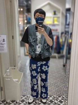 「H&M（エイチ・アンド・エム）のアイテム（Tシャツ/カットソー、その他）」を使った、Dasabala Limさん（メンズ・185cm）の夏コーディネート