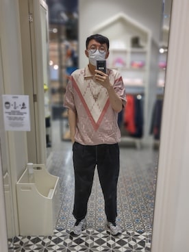 「JLTのアイテム（ポロシャツ、その他）」を使った、Dasabala Limさん（メンズ・185cm）の春コーディネート