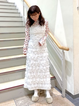 「merry jenny（メリージェニー）のfrillyリボンキャミワンピース（ワンピース、ホワイト系）」を使った、merry jenny 梅田店さん（レディース・154cm）の秋コーディネート