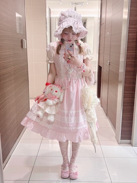 「アイテム（ジャンパースカート）」を使った、まじょ子 ミト 𓏲𓎨さん（レディース・152cm）の秋コーディネート