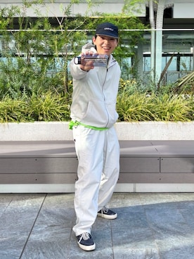 「アイテム（アウトドアグッズ）」を使った、Gramicciさん（メンズ・168cm）の秋コーディネート