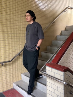「アイテム（スラックス）」を使った、ORTHさん（メンズ・170cm・50代）の春コーディネート