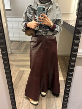「ALLSAINTS（オールセインツ）のLENNON CROPPED DENIM JACKET | LENNON クロップド デニム ジャケット（デニムジャケット、グレー系）」を使った、Fashion junky  さん（レディース・160cm）の秋コーディネート