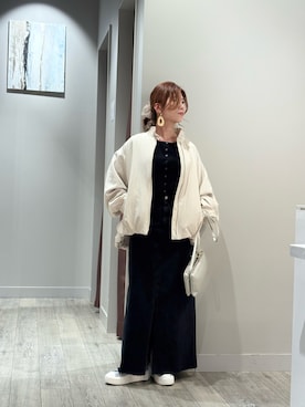「NOMINE（ノミネ）の中綿 ドルマン ボリューム ブルゾン（ブルゾン、ホワイト系）」を使った、みかんさん（レディース・162cm）の冬コーディネート