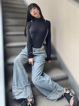 「アイテム（スキンケア）」を使った、相沢梨紗さん（レディース・161cm）の秋コーディネート
