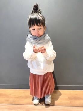 「アイテム（ヘアアクセサリー）」を使った、KANOさん（キッズ・90cm）の秋コーディネート