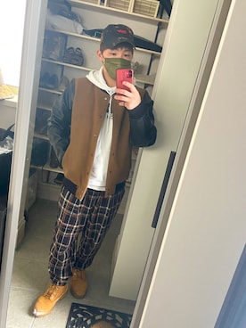 「MYne（マイン）のアイテム（キャップ）」を使った、ぐっちさん（メンズ・165cm）の冬コーディネート