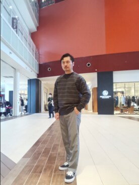 「URBAN RESEARCH DOORS（アーバンリサーチドアーズ）の『仁村紗和さん着用』『UR TECH 200日ニット』クルーネック（ニット/セーター、グレー系）」を使った、Tsukasa Yamagishiさん（メンズ・167cm）の秋コーディネート