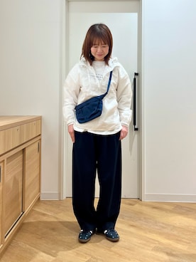 「URBAN RESEARCH DOORS（アーバンリサーチドアーズ）のアイテム（パーカー）」を使った、くずみさん（レディース・159cm）の冬コーディネート