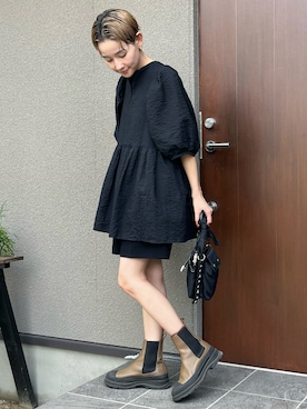 「FAEDA（ファエダ）のアイテム」を使った、mikkoさん（レディース・161cm）の秋コーディネート