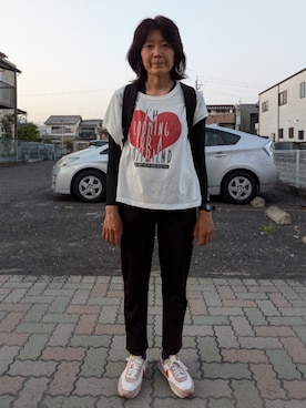 「NIKE（ナイキ）のアイテム（スニーカー）」を使った、 可奈さん（レディース・164cm・30代）の春コーディネート
