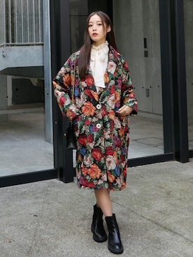 「アイテム（チェスターコート）」を使った、Mizukiさん（レディース・165cm）の秋コーディネート