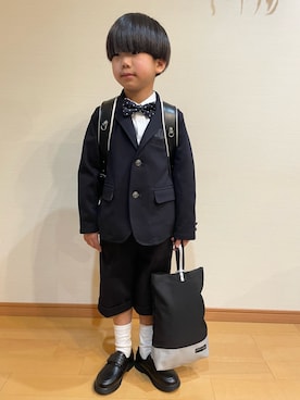 「アイテム（蝶ネクタイ）」を使った、かわーたさん（キッズ・115cm）の冬コーディネート