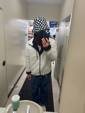 「kutir（クティール）のアイテム（ブルゾン）」を使った、ともキングさん（メンズ・176cm）の冬コーディネート