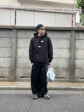 「COMME des GARCONS（コムデギャルソン）のアイテム（トップス）」を使った、まいたけさん（メンズ・169cm）の春コーディネート