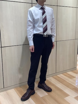 「TOKYO SHIRTS（トウキョウシャツ）の超形態安定ノーアイロン ワイド 長袖ビジネスワイシャツ（ビジネスシャツ、パープル系）」を使った、TOKYO SHIRTS 盛岡イオンモール店さん（レディース・157cm）の春コーディネート