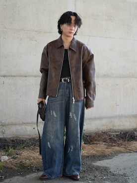 「SINSS（シンス）のSeam line zip blouson / シームラインジップブルゾン（ブルゾン、ブラウン系）」を使った、熊谷一平さん（メンズ・165cm）の春コーディネート