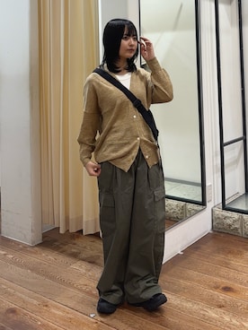 「URBAN RESEARCH DOORS（アーバンリサーチドアーズ）のリネンVネックカーディガン｜紫外線対策/冷房対策/羽織り/日除け/旅行（カーディガン/ボレロ）」を使った、chihiroさん（レディース・153cm）の春コーディネート