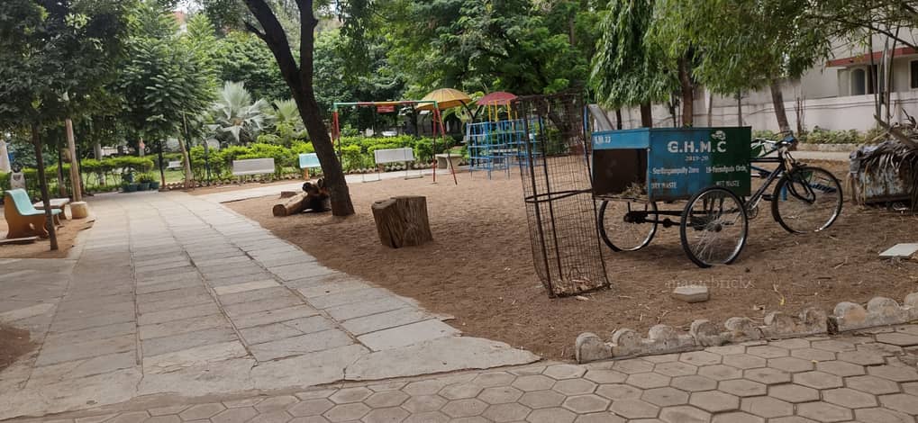 view of a park of Manikonda Jagir
